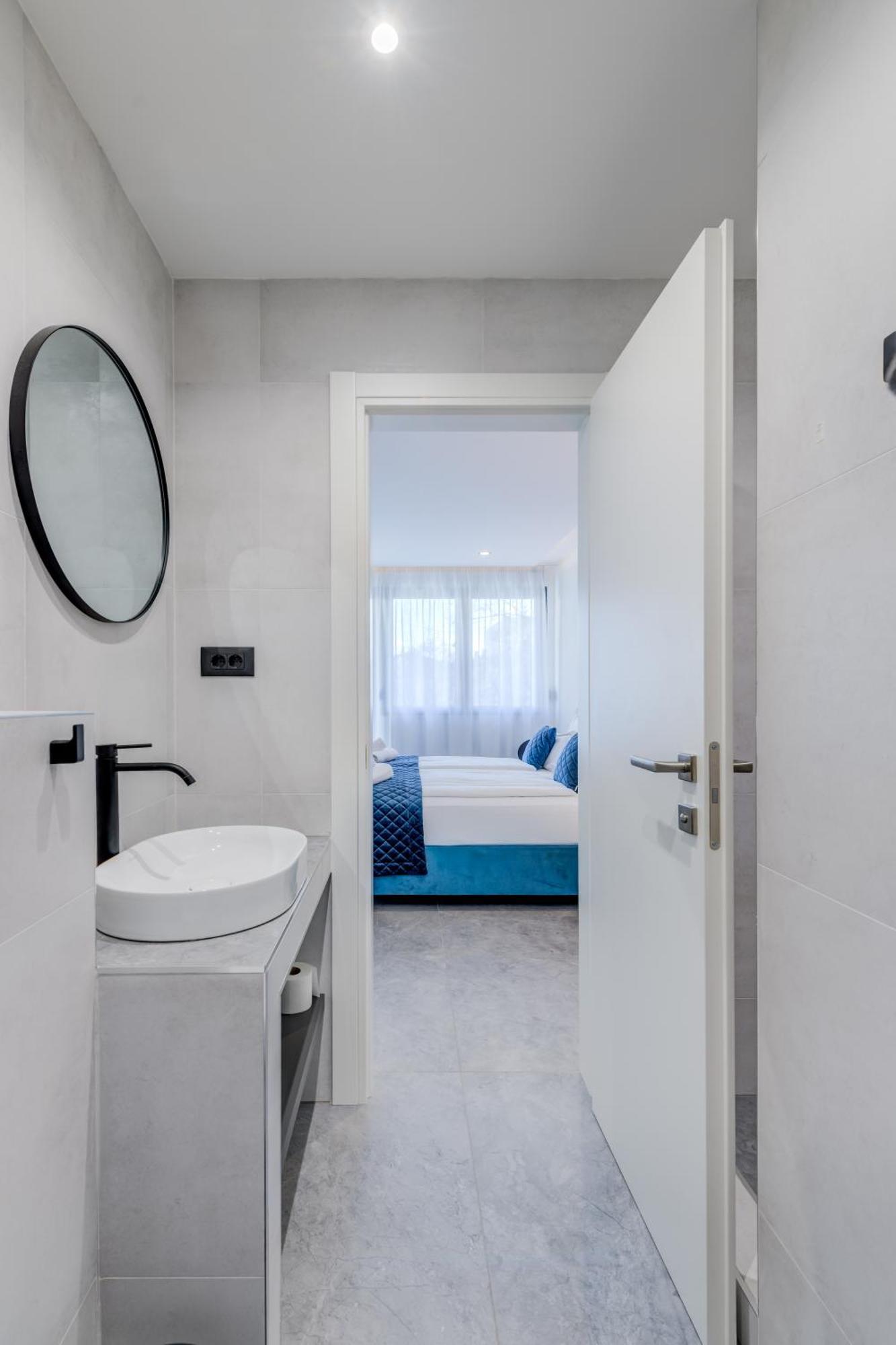 Lichia Amia Luxury Rooms สปลิท ภายนอก รูปภาพ